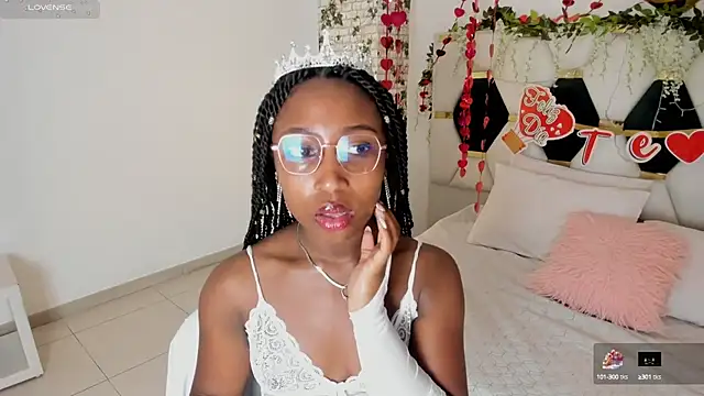 EmmaSanzz  online show from 02/18/25, 11:44