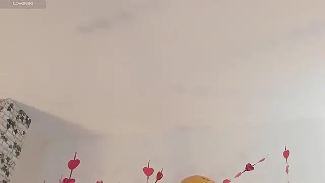 EmmaSanzz  online show from 02/22/25, 11:35