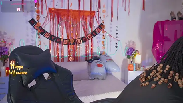 EmmaSanzz  online show from 11/01/25, 03:08