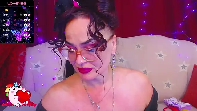 Snapshot of hotzlata chatting on 01/15/25, 05:29 hotzlata online show from 01/15/25, 05:29