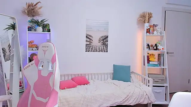 Snapshot of Lily_Young chatting on 02/08/25, 09:46 Lily Young online show from 02/08/25, 09:46