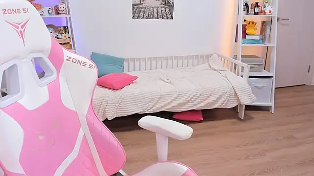 Snapshot of Lily_Young chatting on 03/01/25, 07:19 Lily Young online show from 03/01/25, 07:19