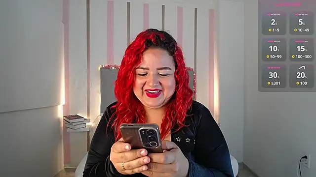 Mariana Rojas online show from 09/26/25, 05:11