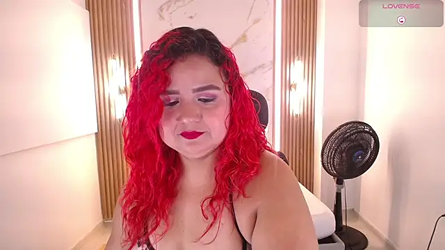 Mariana Rojas online show from 04/23/26, 06:14