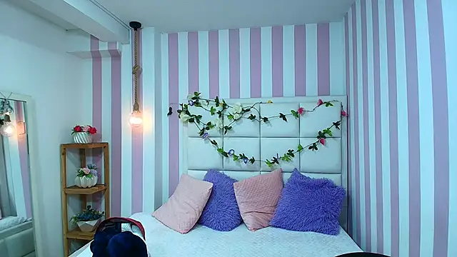 Carolina hernandez22 online show from 02/19/25, 12:22