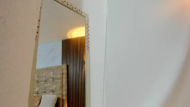 Carolina hernandez22 online show from 09/14/25, 12:04