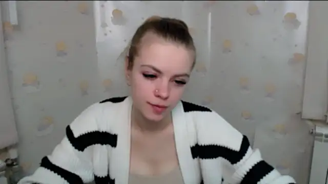 AliceFlirtt  online show from 12/23/24, 11:14