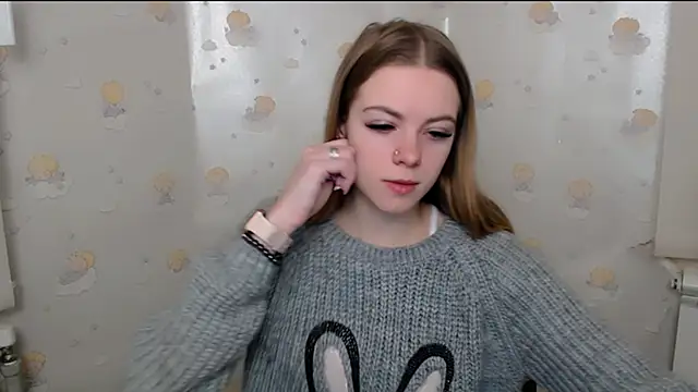 AliceFlirtt  online show from 01/03/25, 07:38