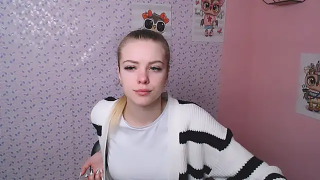 AliceFlirtt  online show from 01/21/25, 12:50