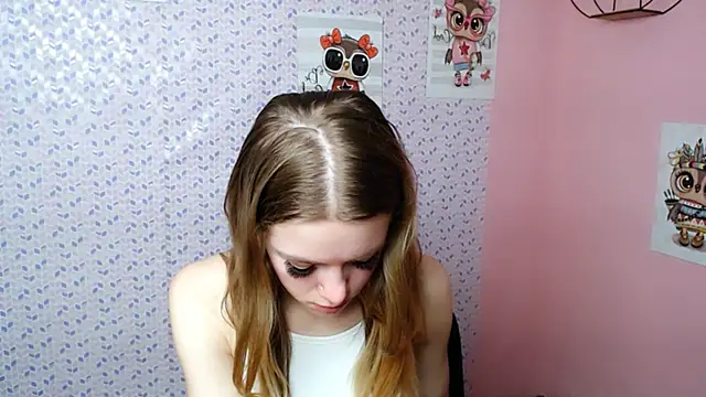 AliceFlirtt  online show from 01/31/25, 03:44