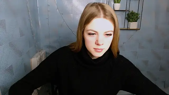 AliceFlirtt  online show from 02/06/25, 08:18