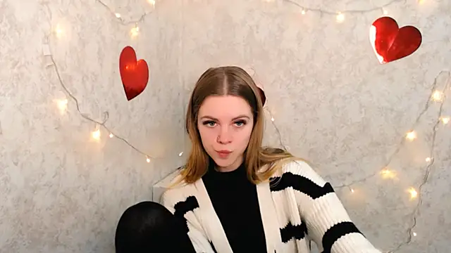 AliceFlirtt  online show from 02/21/25, 11:33