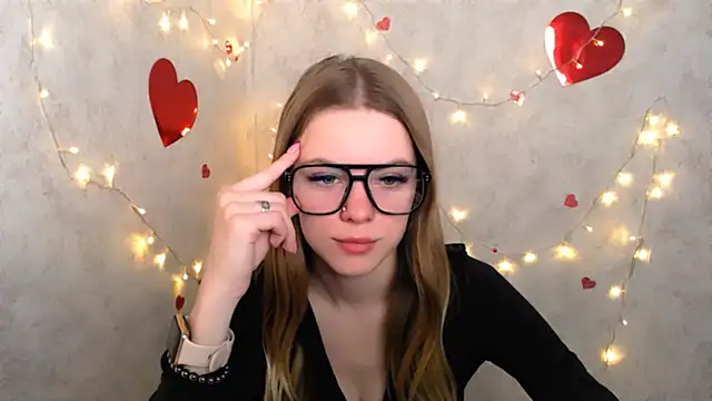 AliceFlirtt  online show from 02/27/25, 09:43