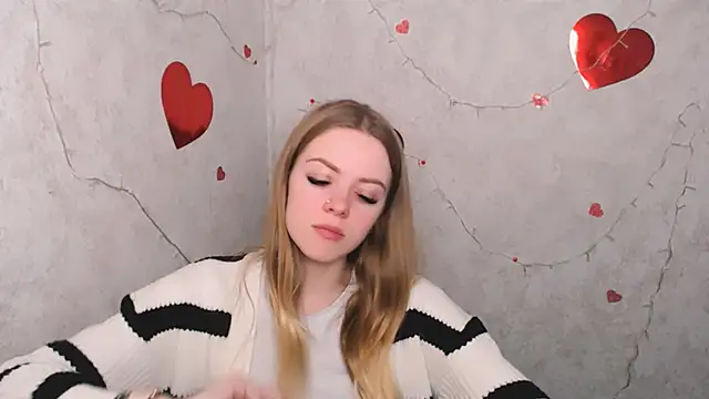 AliceFlirtt  online show from 03/07/25, 02:34