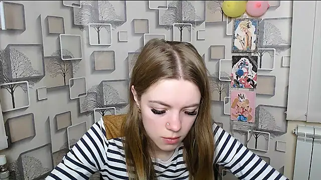 AliceFlirtt  online show from 03/13/25, 08:37