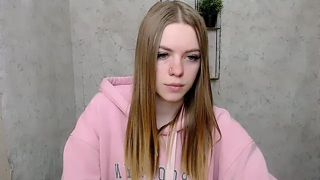 AliceFlirtt  online show from 03/17/25, 01:08