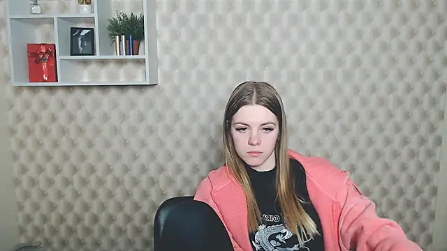 AliceFlirtt  online show from 03/20/25, 02:42