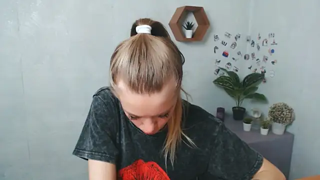 AliceFlirtt  online show from 09/09/25, 09:53