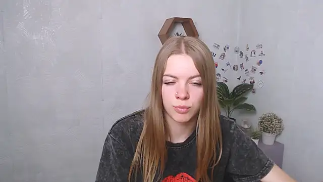 AliceFlirtt  online show from 09/10/25, 09:20