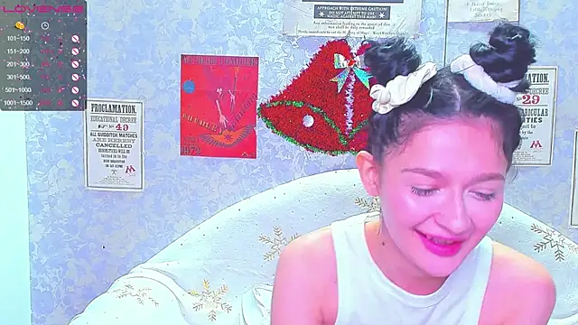 Snapshot of Vanessa_Florence chatting on 12/16/24, 12:48 Vanessa Florence online show from 12/16/24, 12:48