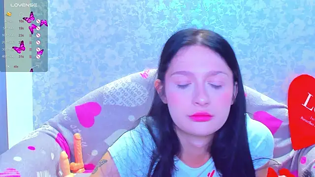 Snapshot of Vanessa_Florence chatting on 09/13/25, 12:54 Vanessa Florence online show from 09/13/25, 12:54