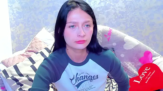 Snapshot of Vanessa_Florence chatting on 10/02/25, 04:41 Vanessa Florence online show from 10/02/25, 04:41