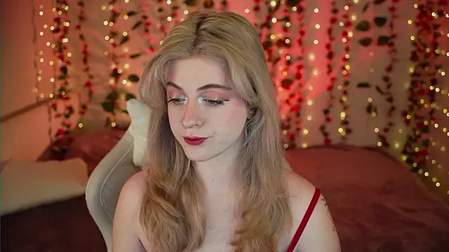 your favoritegirls online show from 03/10/26, 03:50