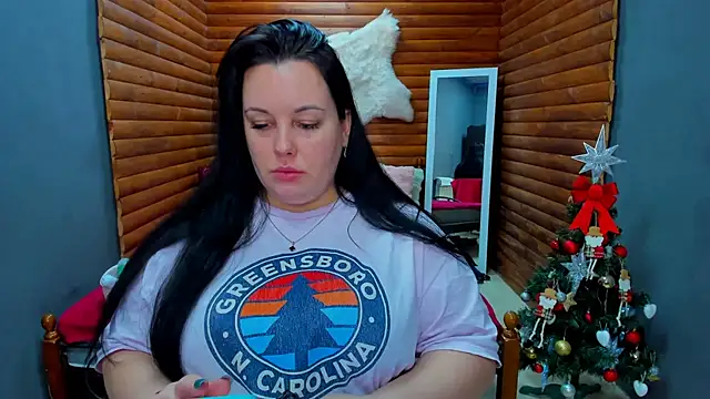 BubbleEmma online show from 01/14/25, 04:18