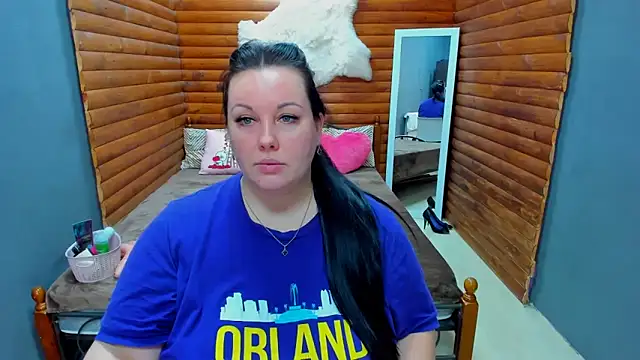 BubbleEmma online show from 01/18/25, 04:53