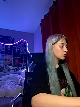 Snapshot of Dooubletroublee chatting on 11/02/25, 10:34 Dooubletroublee online show from 11/02/25, 10:34