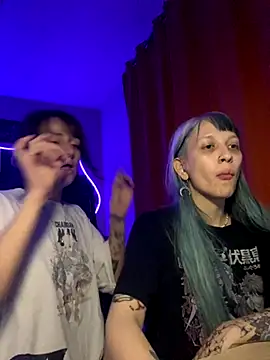 Snapshot of Dooubletroublee chatting on 11/06/25, 11:48 Dooubletroublee online show from 11/06/25, 11:48