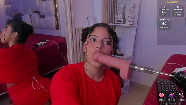 PittAndLunaa online show from 11/15/25, 01:07