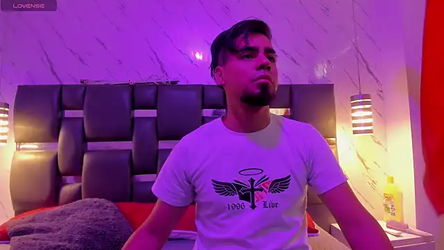 PittAndLunaa online show from 03/10/26, 12:21