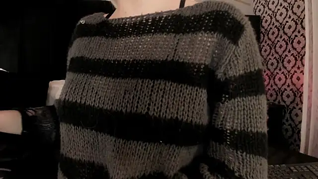 Adeelinee online show from 01/09/26, 07:59