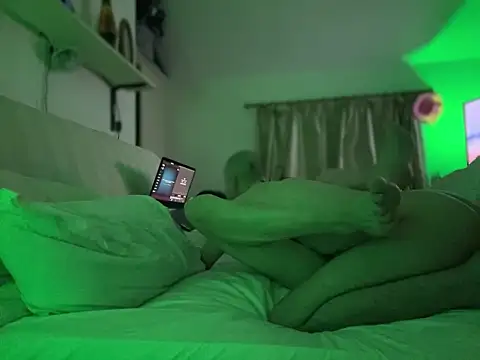 VersGuy24 online show from 02/18/26, 05:36