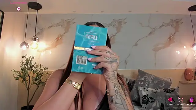 LeaThompson online show from 10/04/25, 11:03