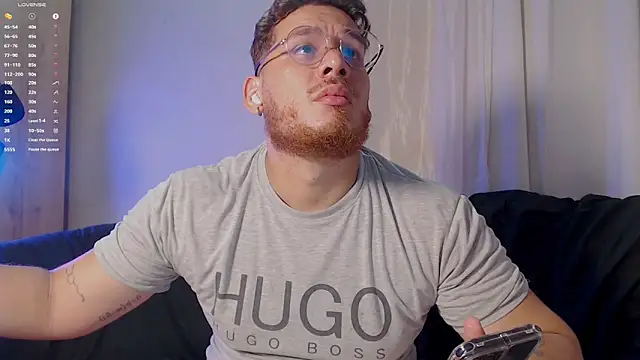 Snapshot of anotherbigboy_ chatting on 09/16/25, 11:33 anotherbigboy online show from 09/16/25, 11:33