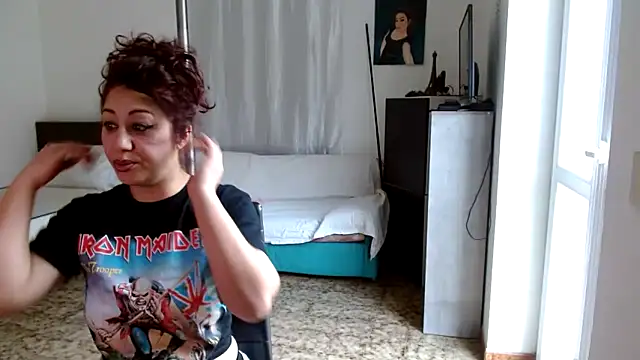 danasantoreal online show from 02/12/26, 08:42