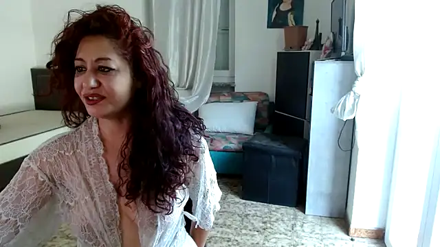 danasantoreal online show from 07/18/26, 07:45