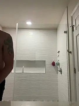 El Gizmo online show from 02/14/25, 10:49