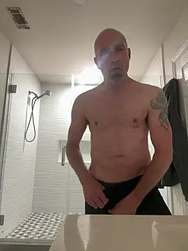 El Gizmo online show from 03/10/25, 10:26