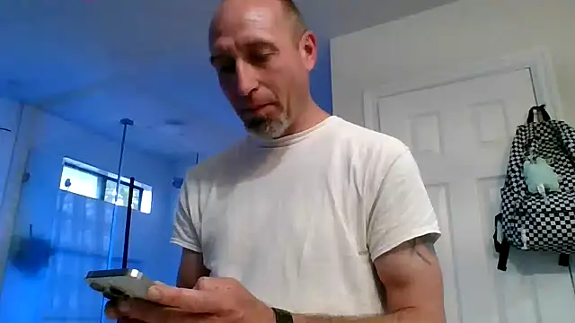 El Gizmo online show from 04/01/26, 06:16