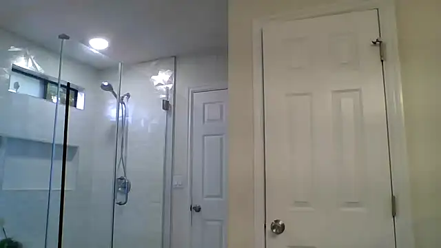 El Gizmo online show from 04/08/26, 05:57