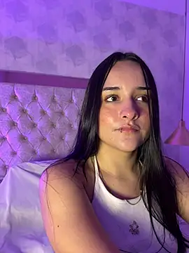 hanna lee02 online show from 01/29/25, 12:02