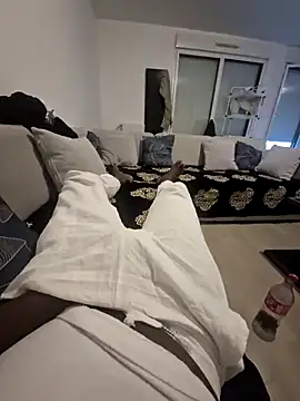 PlasticSurface727 online show from 11/21/25, 12:48