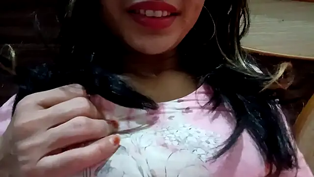 Snapshot of Jatti_punjab_di chatting on 02/01/26, 05:00 Jatti punjab di online show from 02/01/26, 05:00