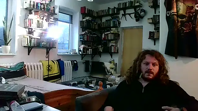 Snapshot of sunr1sa chatting on 02/26/25, 06:15 sunr1sa online show from 02/26/25, 06:15