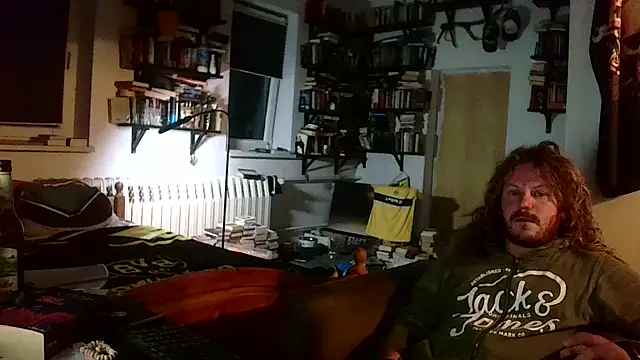 Snapshot of sunr1sa chatting on 09/11/25, 04:12 sunr1sa online show from 09/11/25, 04:12