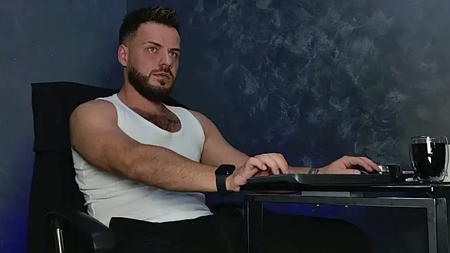 juliusmasters online show from 12/02/25, 07:42