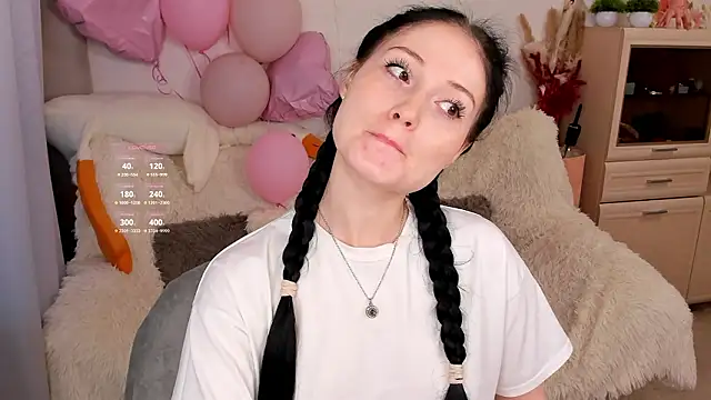 LisaMooore online show from 02/21/26, 11:00